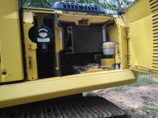 ขายรถแบคโฮ K0MATSU PC 160-8 เอกสารเล่มทะเบียน ราคา 1500000