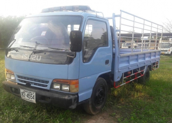 หกล้อ อีซูซุ NPR120ปี38ห้างแท้ สภาพดีสวยบางเดิมพร้อมใช้ ทะเบียนพร้อมโอน