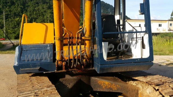 รถแบคโฮ KOMATSU PC120-3