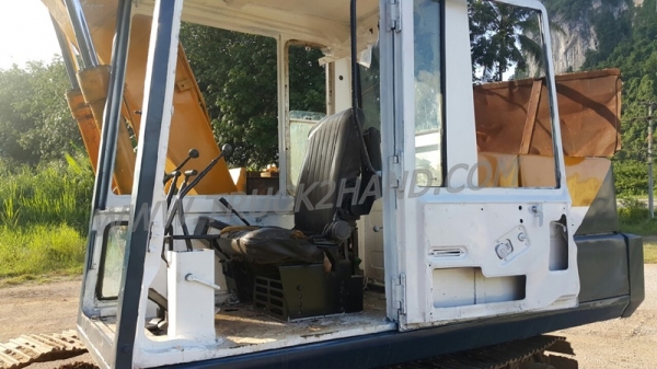 รถแบคโฮ KOMATSU PC120-3