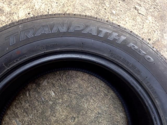 - ขายยาง TOYO 215/65/16   2เส้น