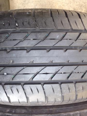 - ขายยาง TOYO 215/65/16   2เส้น