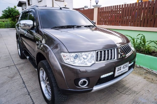 ขาย Mitsubishi Pajero Sport GT 2.5AT เกียร์ออโต้ดีเซลสีรุ่นTOPสุด ปี 2012 สภาพสวยมากไม่มีชน100เปอร์เซ็นถูกๆด่วน ขาย Mitsubishi Pajero Sport GT 2.5AT เกียร์ออโต้ดีเซลสีรุ่นTOPสุด ปี 2012 สภาพสวยมากไม่มีชน100เปอร์เซ็นถูกๆด่วน
