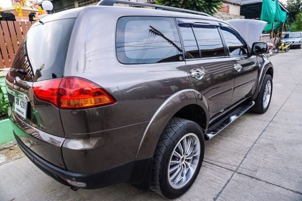 ขาย Mitsubishi Pajero Sport GT 2.5AT เกียร์ออโต้ดีเซลสีรุ่นTOPสุด ปี 2012 สภาพสวยมากไม่มีชน100เปอร์เซ็นถูกๆด่วน ขาย Mitsubishi Pajero Sport GT 2.5AT เกียร์ออโต้ดีเซลสีรุ่นTOPสุด ปี 2012 สภาพสวยมากไม่มีชน100เปอร์เซ็นถูกๆด่วน