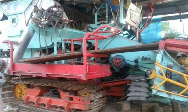 ขายรถเกี่ยวข้าว พรประภัทสร อุ้ม2ตัน เครื่อง260เทอร์โบ ตัวเดิน10 ปั้มไดกิ้น สภาพพร้อมใช้งาน สนใจโทร 090-8588220คุณนะ 093-3258446คุณบิว ID:narong498 หรือเข้าดูสินค้าอื่นๆได้ที่ www.truck.in.th/498 หรือเพจFacebook ณรงค์ ซื้อขายรถมือสอง (เว็บไซต์ส่วนตัว) หรือ