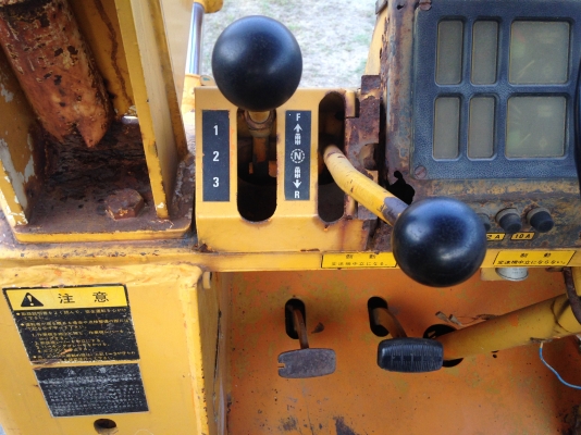 ขายรถตัก Komatsu 510 ; รถเก่าญี่ปุ่น 100\%;  สภาพสวยพร้อมใช้งานได้ทันที สนใจติดต่อ 081-9485494