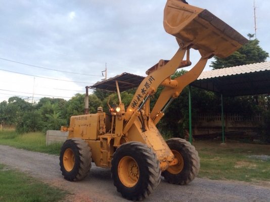 ขายรถตัก Komatsu 510 ; รถเก่าญี่ปุ่น 100\%;  สภาพสวยพร้อมใช้งานได้ทันที สนใจติดต่อ 081-9485494