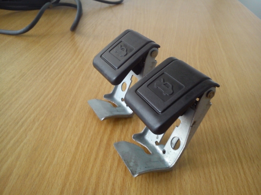 มือเปิดฝากระโปรงหน้า TOYOTA COROLLA AE92 AE100 AE101