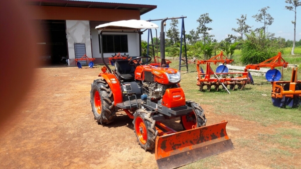 ขายรถไถkrt14แรง