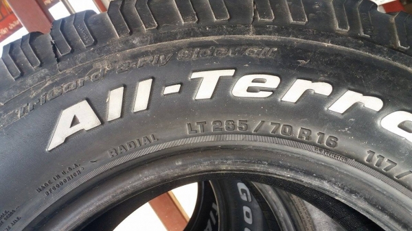 ขายยางBF265-70-16สภาพพอใช้ได้