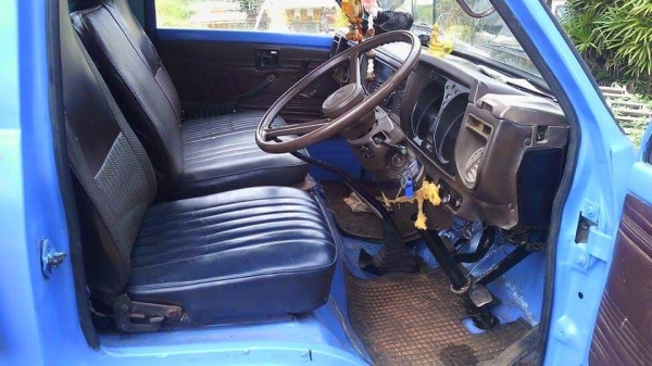 ขายKS110แรง เครื่องดี แคชซีสวย ยางดี ภายในสวย สภาพพร้อมใช้งาน เอกสารพร้อมโอน สนใจโทร 090-8588220คุณนะ 093-3258446คุณบิว หรือเข้าดูสินค้าอื่นๆได้ที่ www.truck.in.th/498 หรือเพจFacebook ณรงค์ ซื้อขายรถมือสอง (เว็บไซต์ส่วนตัว) หรือFacebook ตลาดรถมือสอง คุณนะ