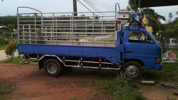 ขายKS110แรง เครื่องดี แคชซีสวย ยางดี ภายในสวย สภาพพร้อมใช้งาน เอกสารพร้อมโอน สนใจโทร 090-8588220คุณนะ 093-3258446คุณบิว หรือเข้าดูสินค้าอื่นๆได้ที่ www.truck.in.th/498 หรือเพจFacebook ณรงค์ ซื้อขายรถมือสอง (เว็บไซต์ส่วนตัว) หรือFacebook ตลาดรถมือสอง คุณนะ