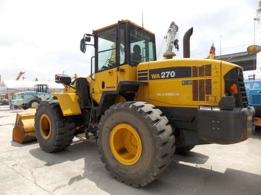 กราบขอบพระคุณลูกค้าที่มัดจำรถตักคันนี้มา