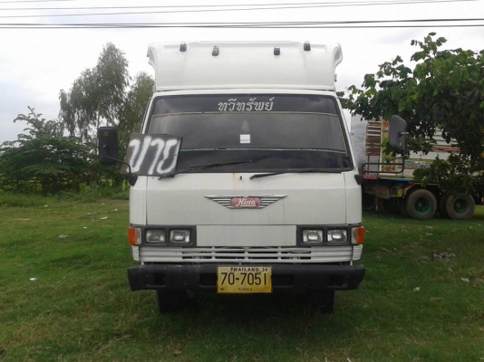 ขายรถ6ล้อ ตู้บรรทุก KM779 ยาว5.50เมตร สภาพพร้อมใช้งาน เอกสารพร้อมโอน สนใจโทร 090-8588220คุณนะ 093-3258446คุณบิว หรือเข้าดูสินค้าอื่นๆได้ที่ www.truck.in.th/498 หรือเพจFacebook ณรงค์ ซื้อขายรถมือสอง (เว็บไซต์ส่วนตัว) หรือFacebook ตลาดรถมือสอง คุณนะ