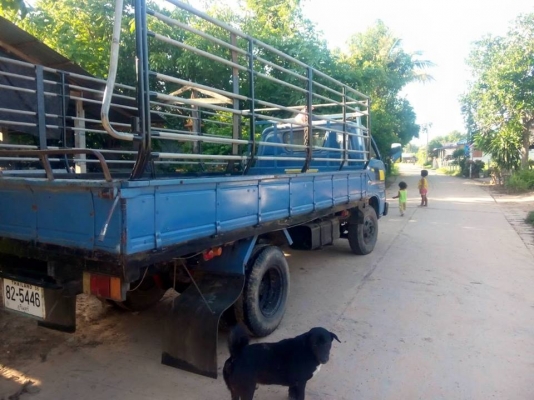 ขายKS110แรง เฟืองท้ายใหญ่ สภาพสวยพร้อมใช้งาน เอกสารพร้อมโอน สนใจโทร 090-8588220คุณนะ 093-3258446คุณบิว หรือเข้าดูสินค้าอื่นๆได้ที่ www.truck.in.th/498 หรือเพจFacebook ณรงค์ ซื้อขายรถมือสอง (เว็บไซต์ส่วนตัว) หรือFacebook ตลาดรถมือสอง คุณนะ