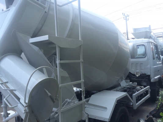 ขายรถปูน Nissan 6ล้อ โม่ใหม่ใส่ปูน 3.2คิว พร้อมทะเบียน