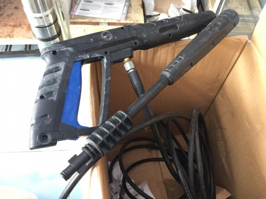 ขายเครื่องฉีดน้ำแรงดันสูง ZINZANO 150BAR มือสองครับ ขายเครื่องฉีดน้ำแรงดันสูง ZINZANO 150BAR มือสองครับ