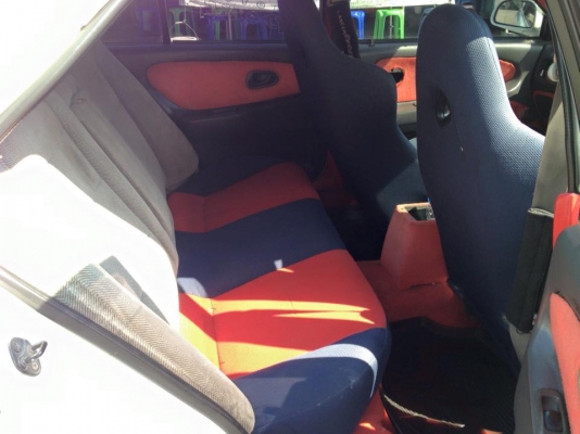 E-car เกียร์ธรรมดา ไม่เคยติดแก๊ส ราคา 59,000 บาท สภาพไม่ต้องเก็บงานเพิ่มสีขาวนวลแจ่มจรัส E-car เกียร์ธรรมดา ไม่เคยติดแก๊ส ราคา 59,000 บาท สภาพไม่ต้องเก็บงานเพิ่มสีขาวนวลแจ่มจรัส