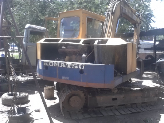 ขายด่วน โคมัตสุ10HTเทียบเท่าpc60รถใช้งานได้ปกติขายตามสภาพต่อรองได้