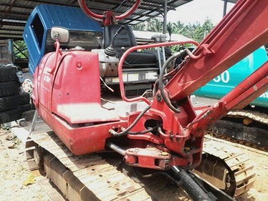 ขายรถแบคโฮ KOBELCO SK25-8 พร้อมระบบไลใส่หัวกระแทก ราคา 250000