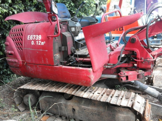 ขายรถแบคโฮ KOBELCO SK25-8 พร้อมระบบไลใส่หัวกระแทก ราคา 250000