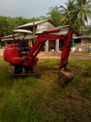 ขายรถแบคโฮ KOBELCO SK25-8 พร้อมระบบไลใส่หัวกระแทก ราคา 250000