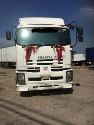 รถสิบล้อหัวลาก Isuzu 360 แรงม้า ปี 55 สภาพสวย พร้อมใช้งาน ทดลองขับได้ สนใจติดต่อ เอ็ม ที เจริญยนต์ ส รถสิบล้อหัวลาก Isuzu 360 แรงม้า ปี 55 สภาพสวย พร้อมใช้งาน ทดลองขับได้ สนใจติดต่อ เอ็ม ที เจริญยนต์ ส