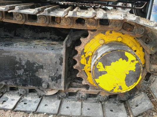 ขายรถแบคโฮ KOMATSU PC30-7 ปั๊มนิ้ว ราคา 380000