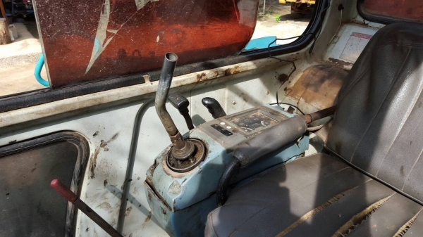 ขายรถแบคโฮ KOBELCO SK045 ราคา 280000