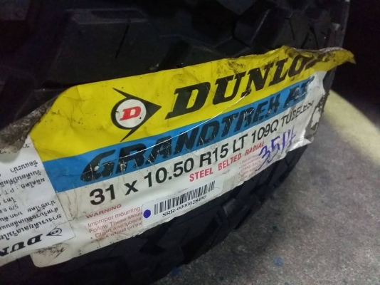 ยาง DUNLOP GRANDTREK AT1 31X10.5R15 เส้นละ 3,500 บาท