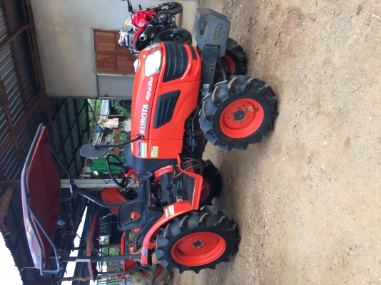 ขายคูโบต้าB2420 สภาพเหมือนใหม่ใช้งานน้อย100กว่าชั่วโมงเองคับ