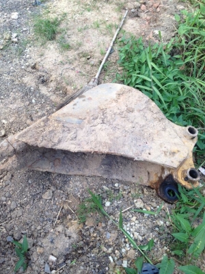 ขายบุ้งกี้ komatsu pc60-3/5