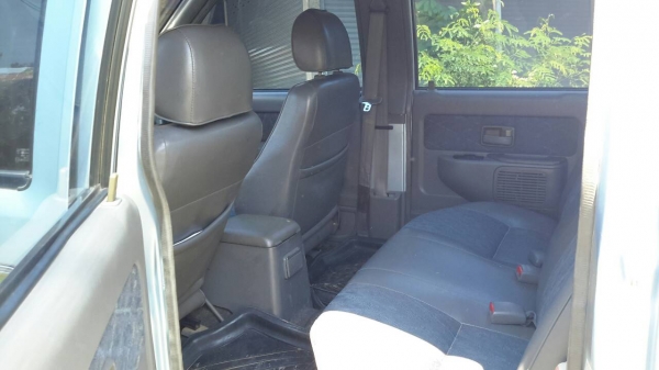 ขายรถกะบะ 4 ประตู ISUZU ขับเคลื่อน 4 ล้อ สภาพดี พร้อมทะเบียน ขายรถกะบะ 4 ประตู ISUZU ขับเคลื่อน 4 ล้อ สภาพดี พร้อมทะเบียน