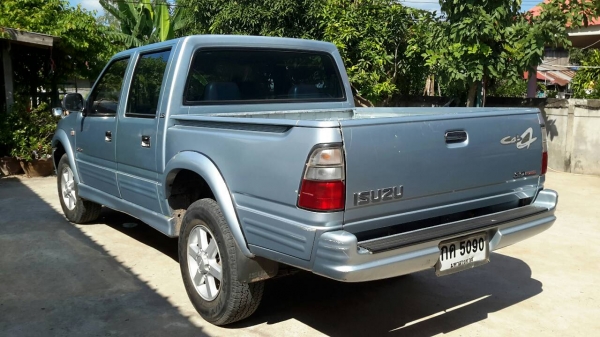 ขายรถกะบะ 4 ประตู ISUZU ขับเคลื่อน 4 ล้อ สภาพดี พร้อมทะเบียน ขายรถกะบะ 4 ประตู ISUZU ขับเคลื่อน 4 ล้อ สภาพดี พร้อมทะเบียน