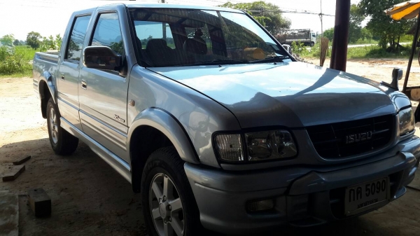 ขายรถกะบะ 4 ประตู ISUZU ขับเคลื่อน 4 ล้อ สภาพดี พร้อมทะเบียน ขายรถกะบะ 4 ประตู ISUZU ขับเคลื่อน 4 ล้อ สภาพดี พร้อมทะเบียน