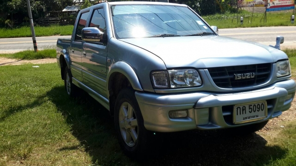 ขายรถกะบะ 4 ประตู ISUZU ขับเคลื่อน 4 ล้อ สภาพดี พร้อมทะเบียน ขายรถกะบะ 4 ประตู ISUZU ขับเคลื่อน 4 ล้อ สภาพดี พร้อมทะเบียน