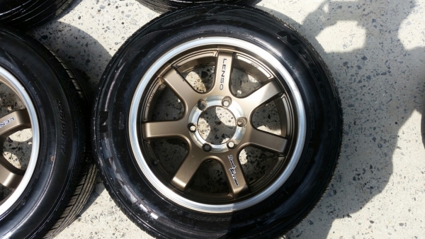 ล้อแม็กขอบ17 Rt7 พร้อมยาง ล้อแม็กขอบ17 Rt7 พร้อมยาง