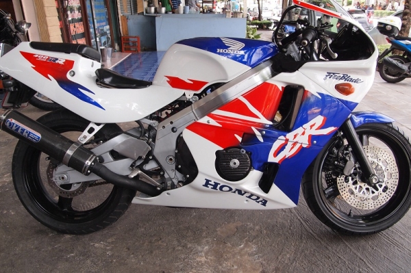 ขาย CBR400RR ทะเบียนแท้ 85,000 -. สด/ผ่อน ขาย CBR400RR ทะเบียนแท้ 85,000 -. สด/ผ่อน