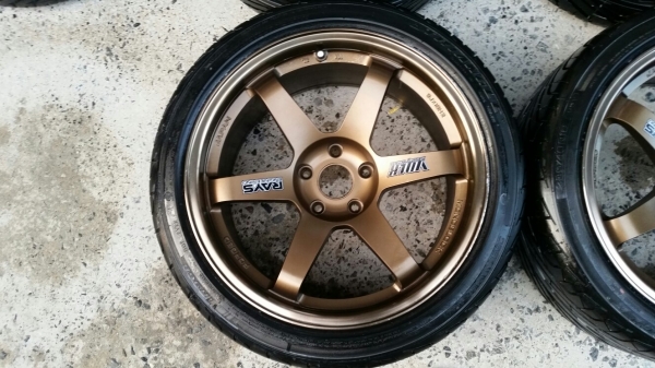 ล้อแม็กมือสองพร้อมยางใหม่ขอบ18 ล้อแม็กมือสองพร้อมยางใหม่ขอบ18