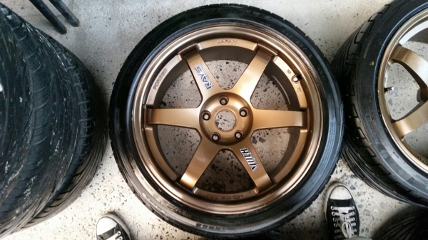 ล้อแม็กมือสองพร้อมยางใหม่ขอบ18 ล้อแม็กมือสองพร้อมยางใหม่ขอบ18