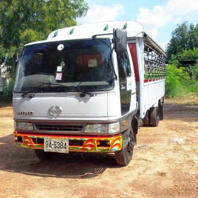 ขายด่วน รถบรรทุก 6 ล้อ HINO FC4J ,140 แรงม้า