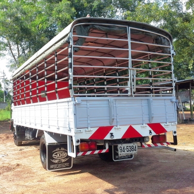 ขายด่วน รถบรรทุก 6 ล้อ HINO FC4J ,140 แรงม้า