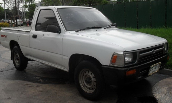 TOYOTA  ไมตี้ 4 ขอ YN80 เบนซิน