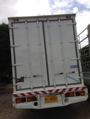 ขายรถ 6 ล้อพร้อมตู้ รุ่น FTR240 ปี2557 ราคา 1,300,000 บาท