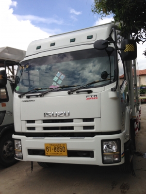 ขายรถ 6 ล้อพร้อมตู้ รุ่น FTR240 ปี2557 ราคา 1,300,000 บาท