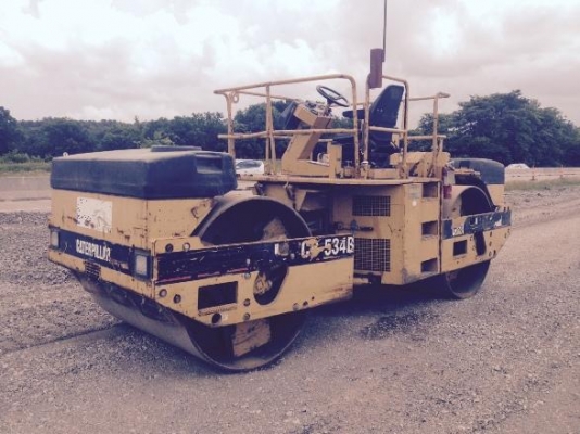 รถบด เบรคดาว์ CAT CB534B #4JL00172 2005yr รถเก่านอก กำลังนำเข้ามาไทยค่ะ สนใจ ติดต่อ ใหม่ 061-4194022 รถบด เบรคดาว์ CAT CB534B #4JL00172 2005yr รถเก่านอก กำลังนำเข้ามาไทยค่ะ สนใจ ติดต่อ ใหม่ 061-4194022