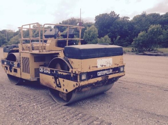 รถบด เบรคดาว์ CAT CB534B #4JL00172 2005yr รถเก่านอก กำลังนำเข้ามาไทยค่ะ สนใจ ติดต่อ ใหม่ 061-4194022 รถบด เบรคดาว์ CAT CB534B #4JL00172 2005yr รถเก่านอก กำลังนำเข้ามาไทยค่ะ สนใจ ติดต่อ ใหม่ 061-4194022