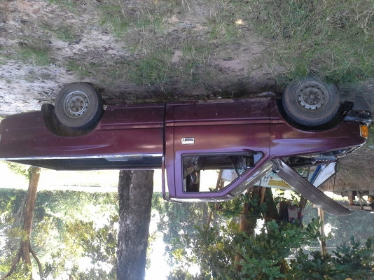 ขายรถ อีซูซุ TFR 90 แรงม้า เครื่องสตาร์ทติดง่าย ปี 2536