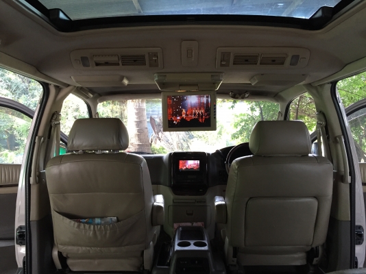 ขาย TOYOTA GRANVIA ปี 02