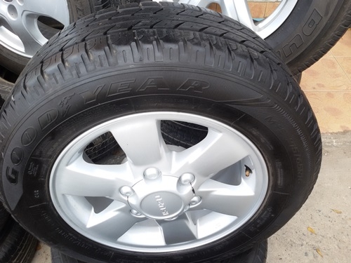 ขายล้อแม็กISUZU GOLD Series 16 ยางปี14 4 ล้อ ขายล้อแม็กISUZU GOLD Series 16 ยางปี14 4 ล้อ